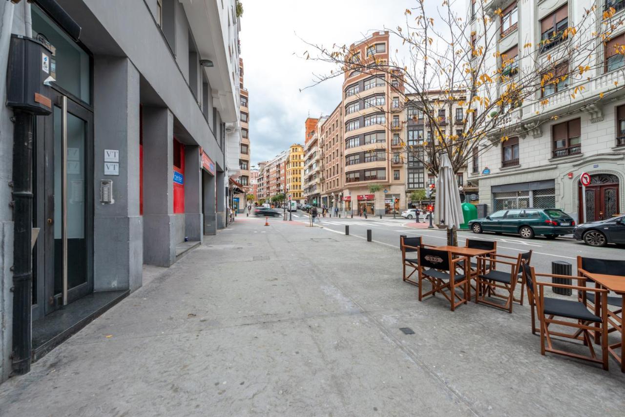 Alhondiga By Staynnapartments Bilbao Esterno foto