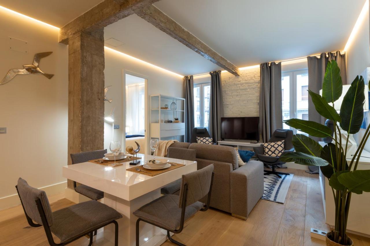 Alhondiga By Staynnapartments Bilbao Esterno foto